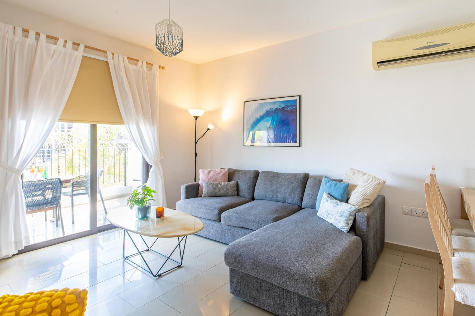 Tranquil Kyklades Bc6, Walk To Beach Paralimni Exterior foto